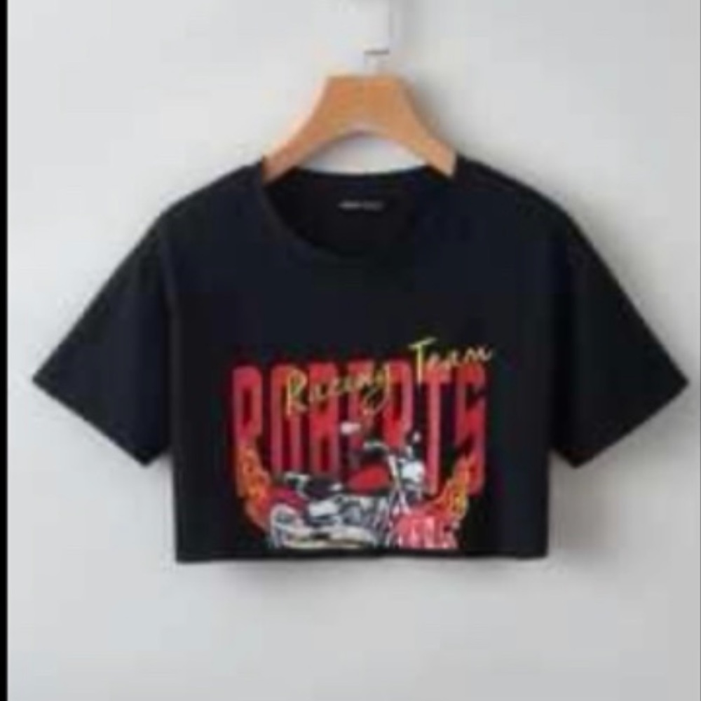 Black crop top shirt red writing